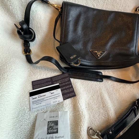 PRADA LEATHER PURSE WITH PROOF OF AUTHENTICITY - Picture 7 of 13